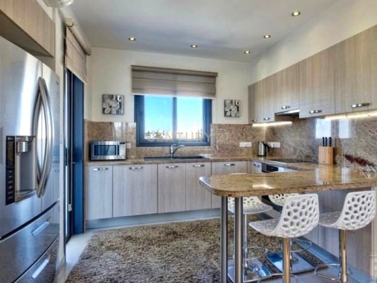 3 dormitorios Apartamento en Agios Athanasios, Limassol, Chipre No. 55881