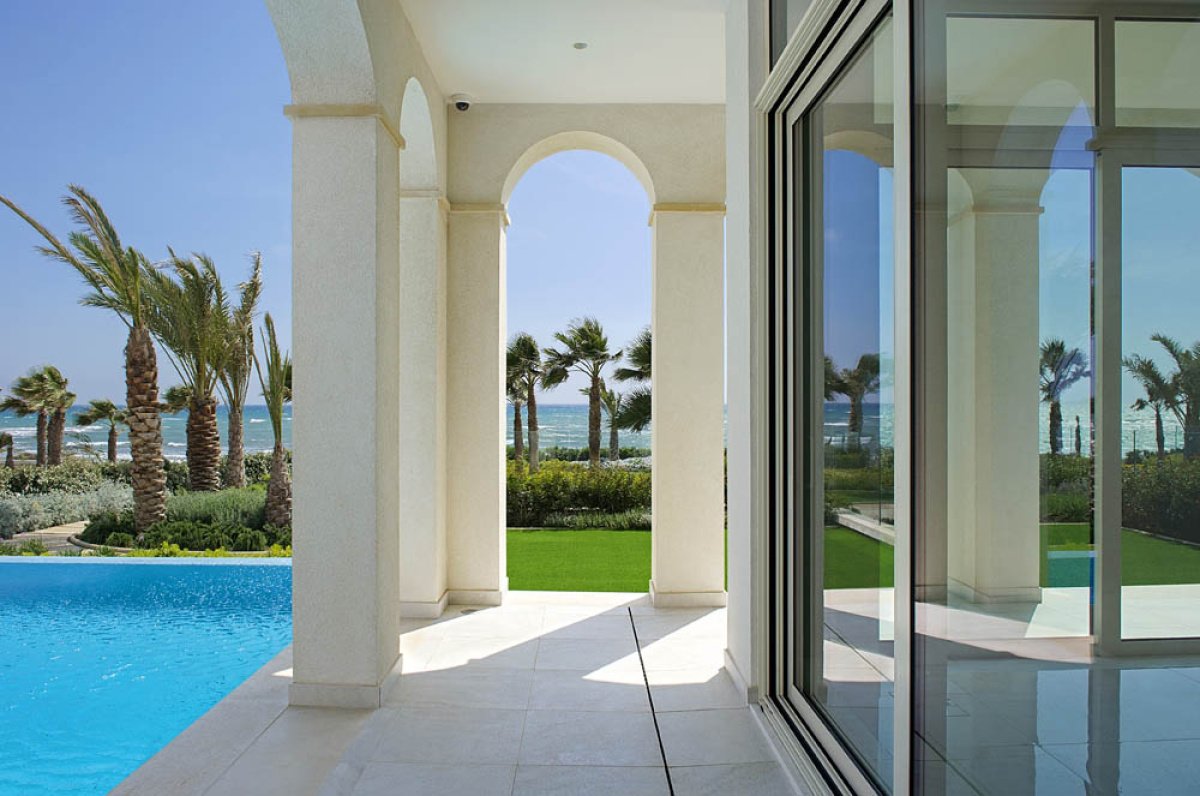 6 bedrooms Villa in Larnaca, Larnaka, Cyprus No. 38238