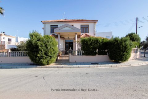 4 bedrooms Villa in Frenaros, Ammochostos, Cyprus No. 36207