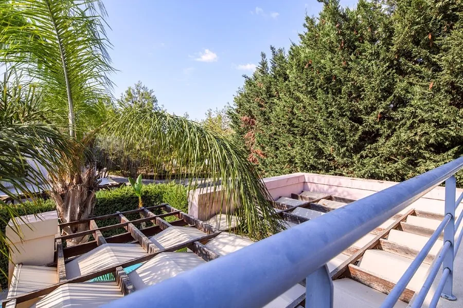3 bedrooms Villa in Agios Tychonas, Limassol, Cyprus No. 24088