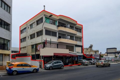 582m2 Commercial property in Limassol, Cyprus No. 37980