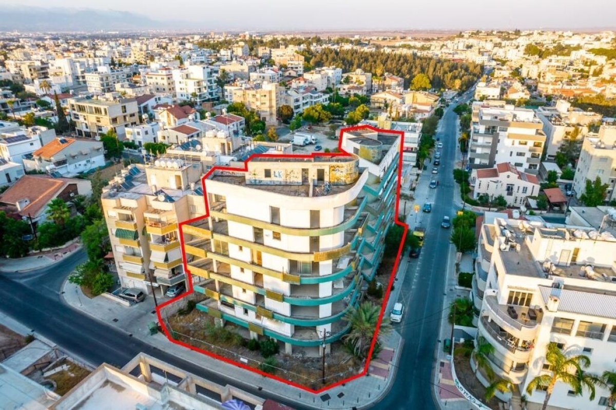 Hotel en Nicosia, Chipre No. 37984