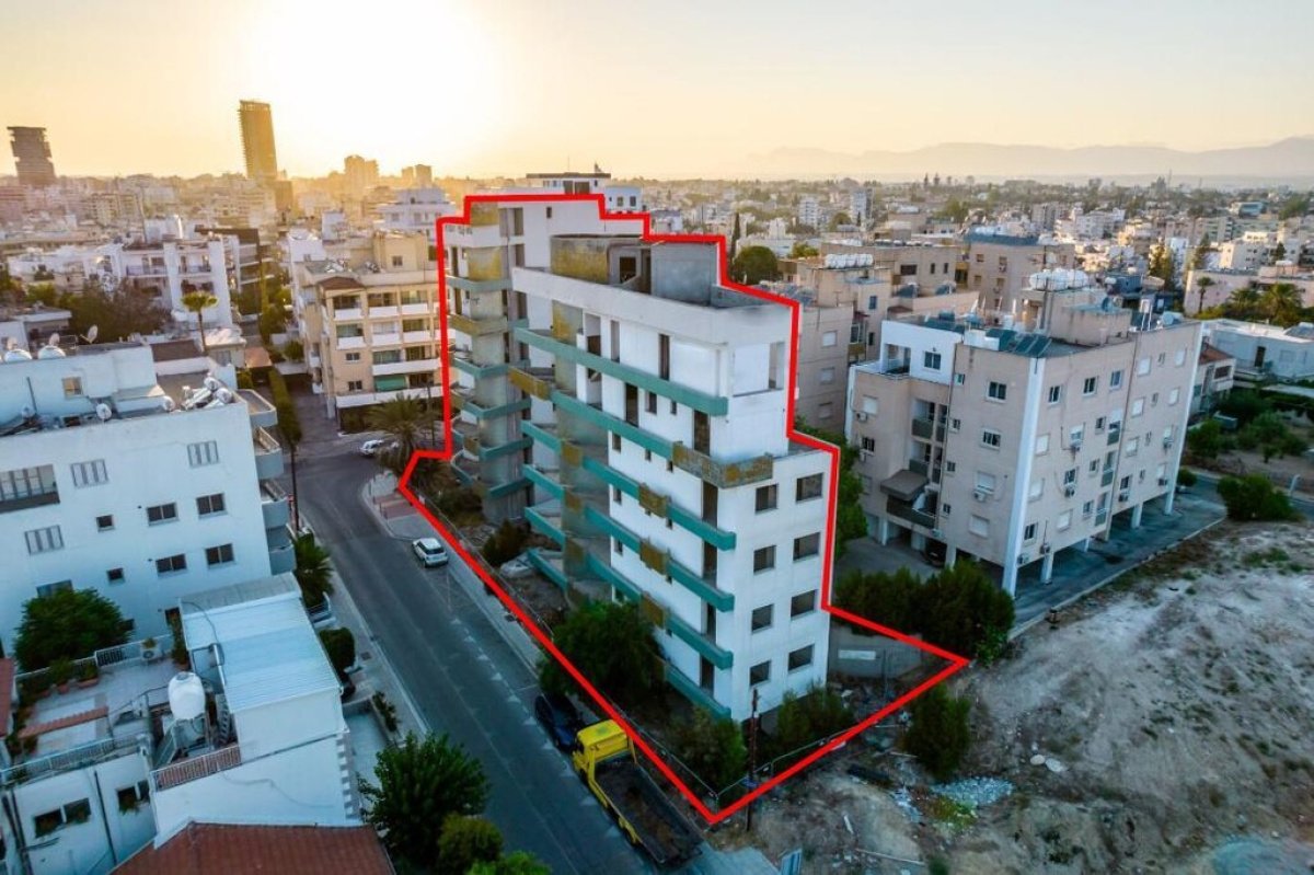 Hotel en Nicosia, Chipre No. 37984