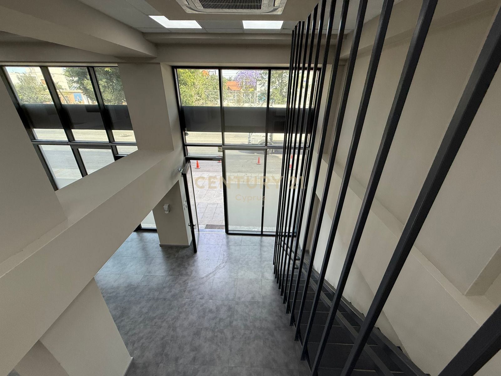 370m2 Bureau à Zakaki, Limassol, Chypre No. 55834
