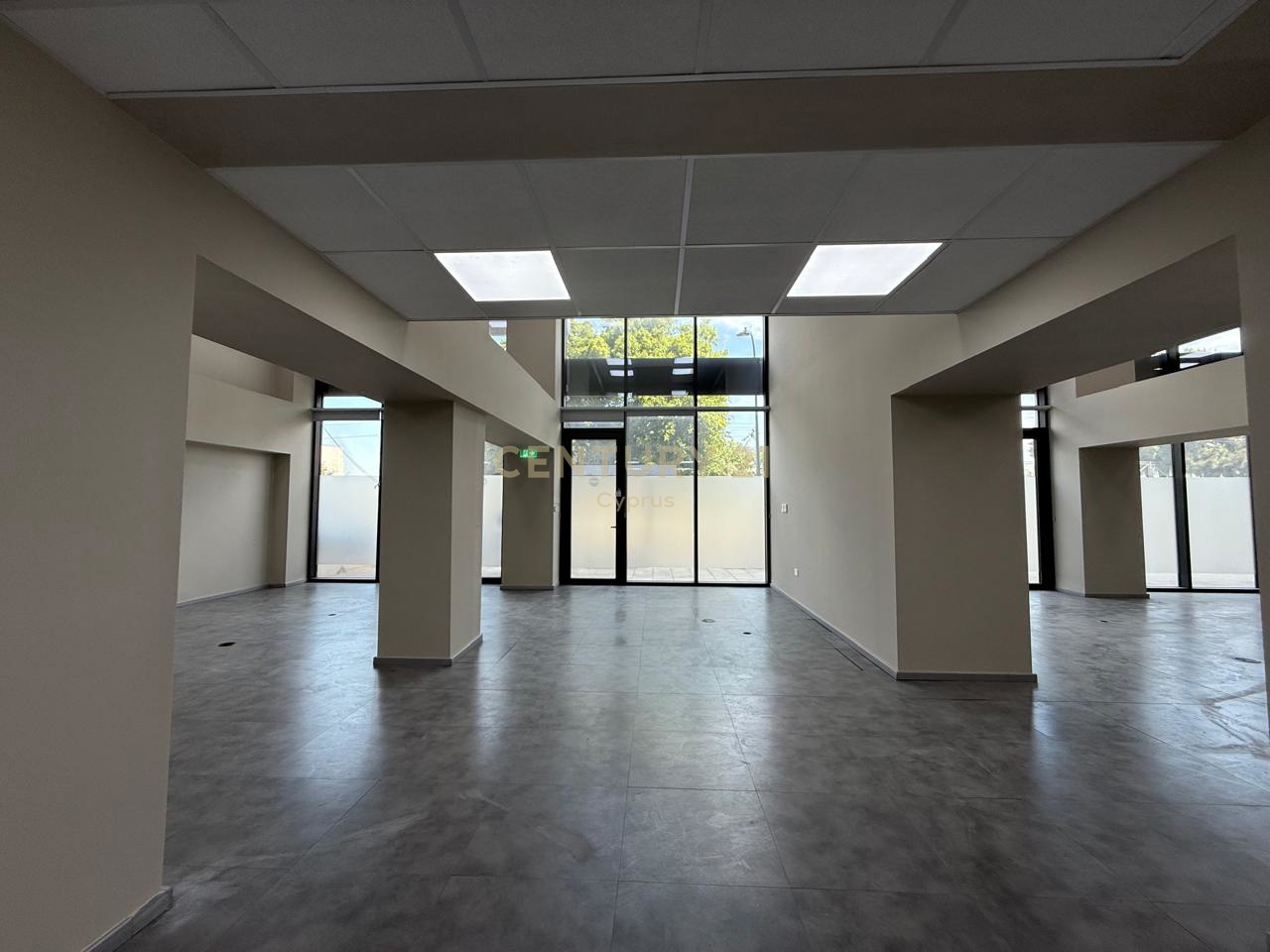 370m2 Bureau à Zakaki, Limassol, Chypre No. 55834