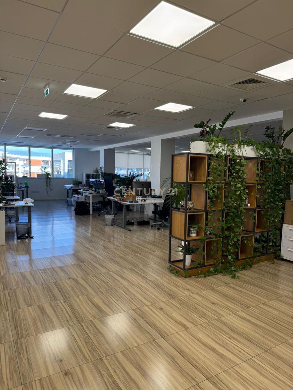 950m2 Bureau à Agios Athanasios, Limassol, Chypre No. 55600