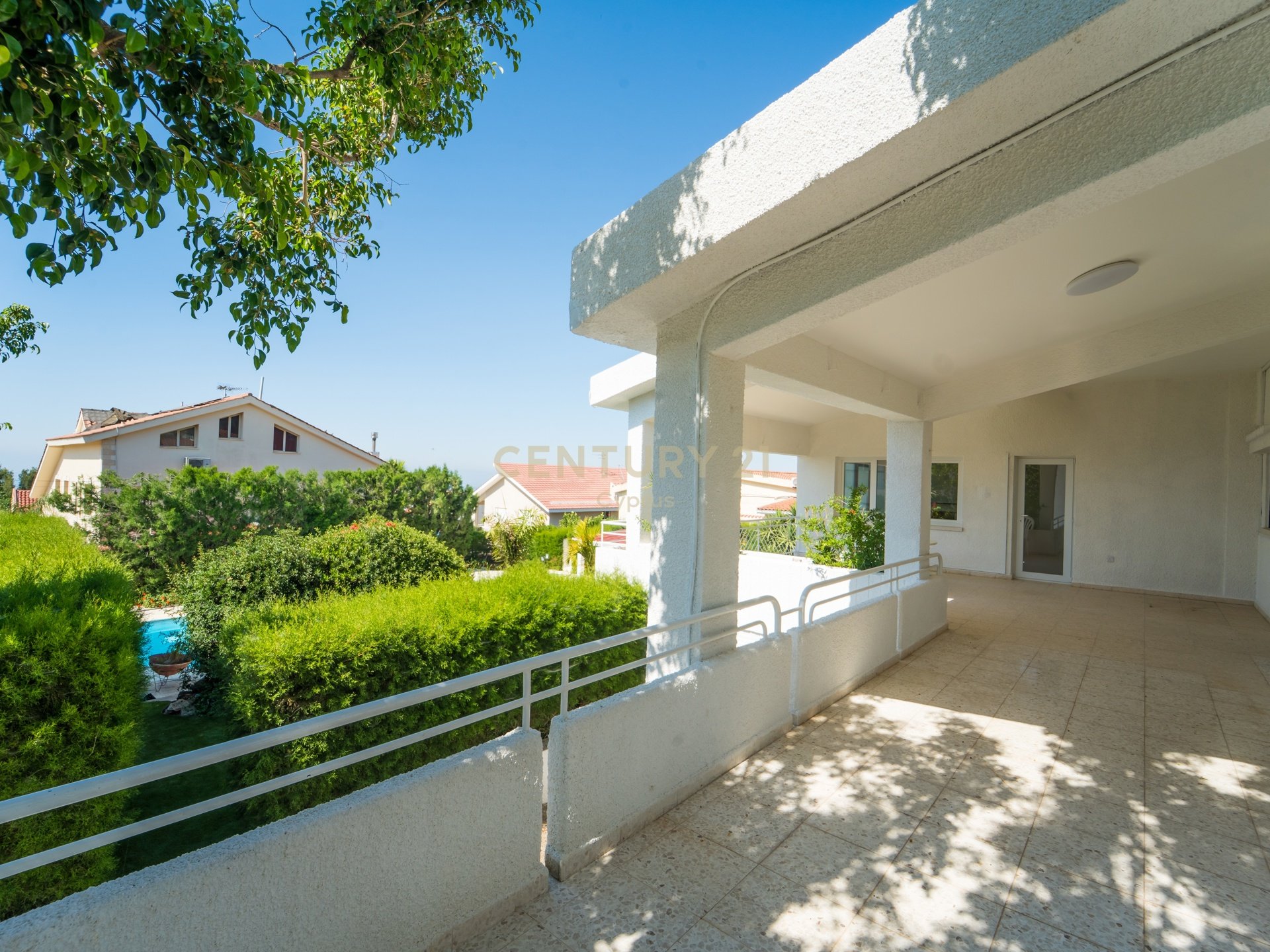 4 bedrooms Villa in Limassol, Cyprus No. 57142