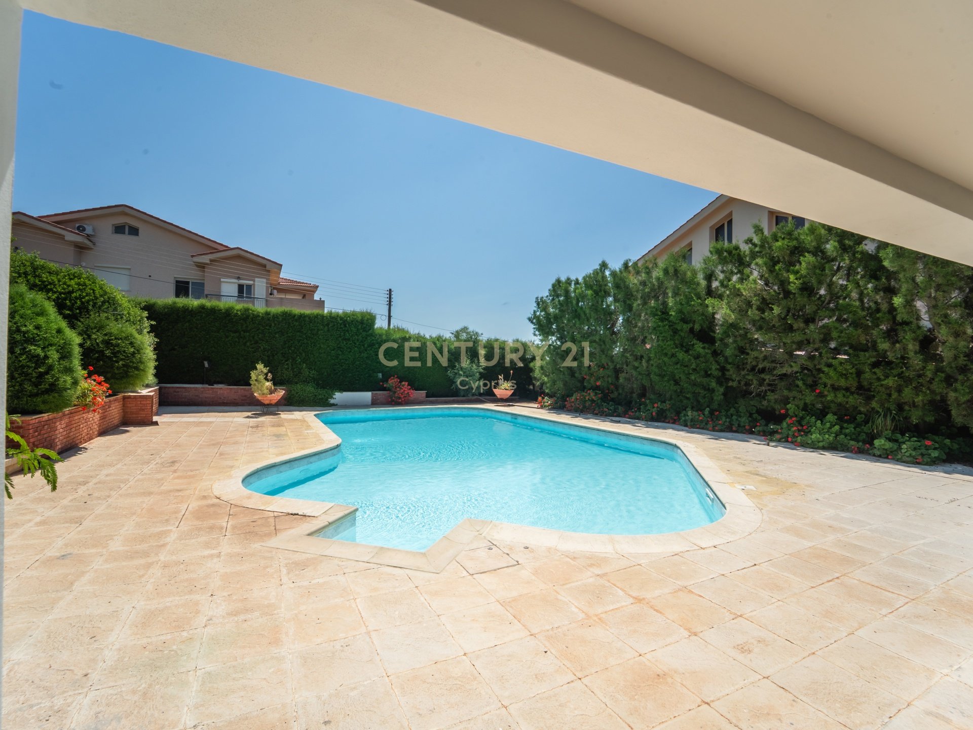 4 bedrooms Villa in Limassol, Cyprus No. 57142