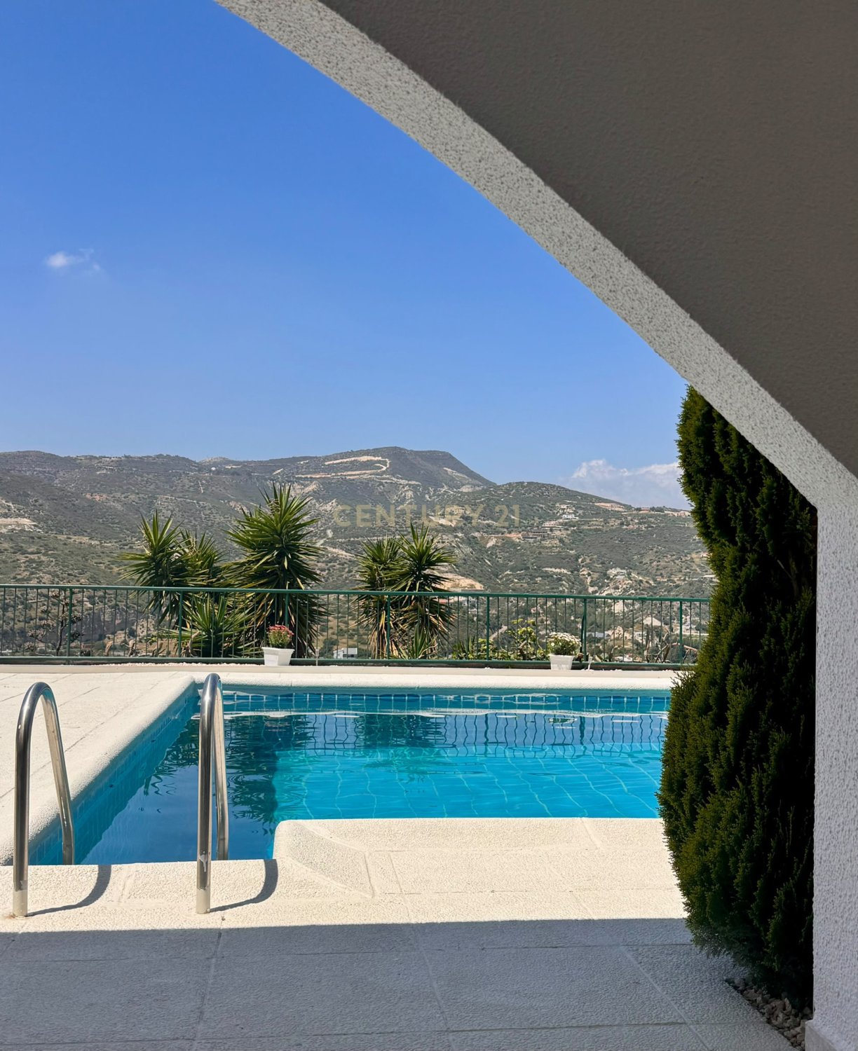 5 bedrooms Villa in Foinikaria, Limassol, Cyprus No. 57409