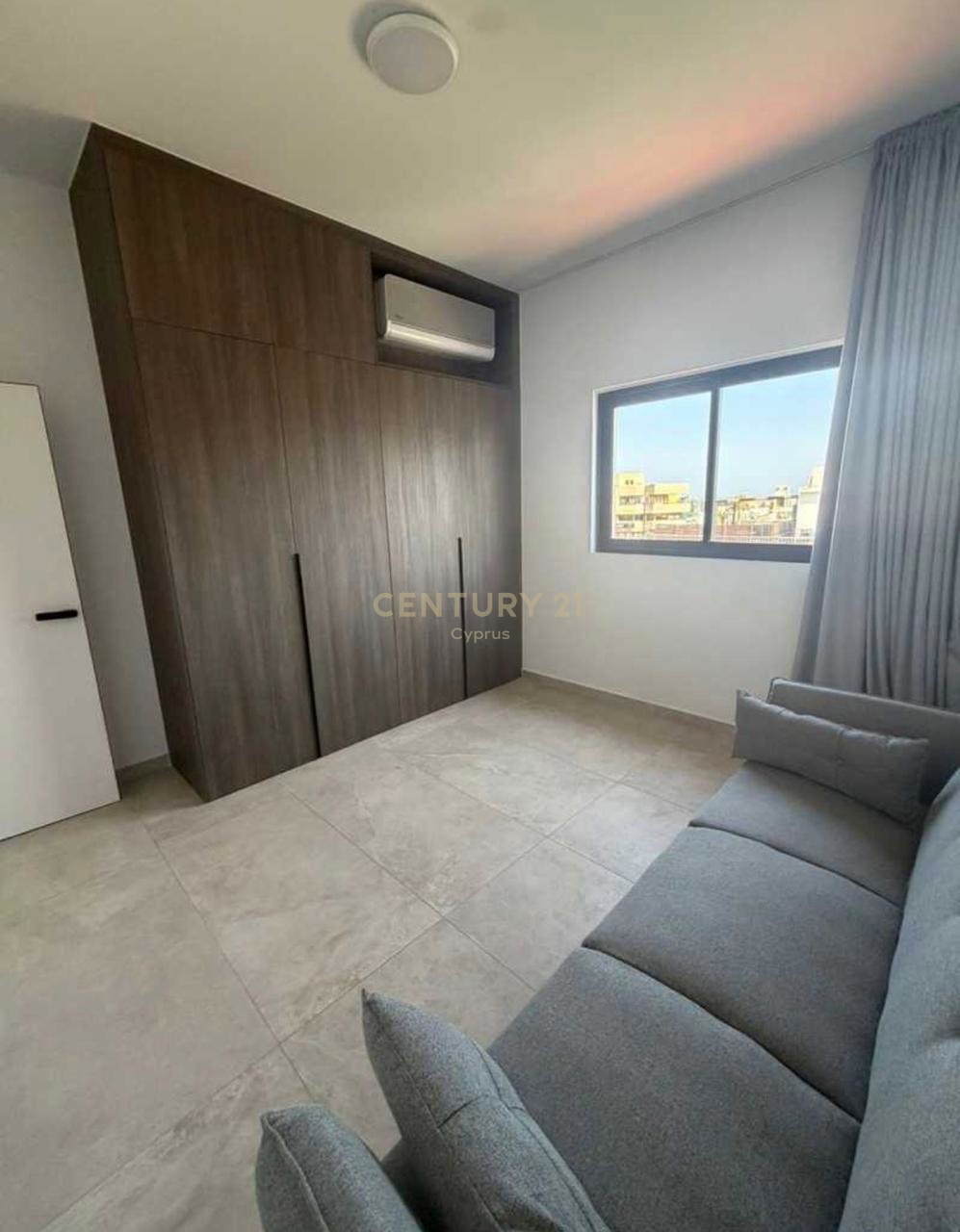 3 bedrooms Apartment in Limassol, Cyprus No. 57413