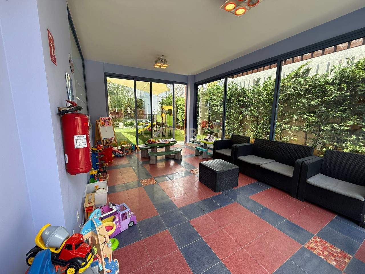 4 bedrooms Apartment in Agios Tychonas, Limassol, Cyprus No. 31816