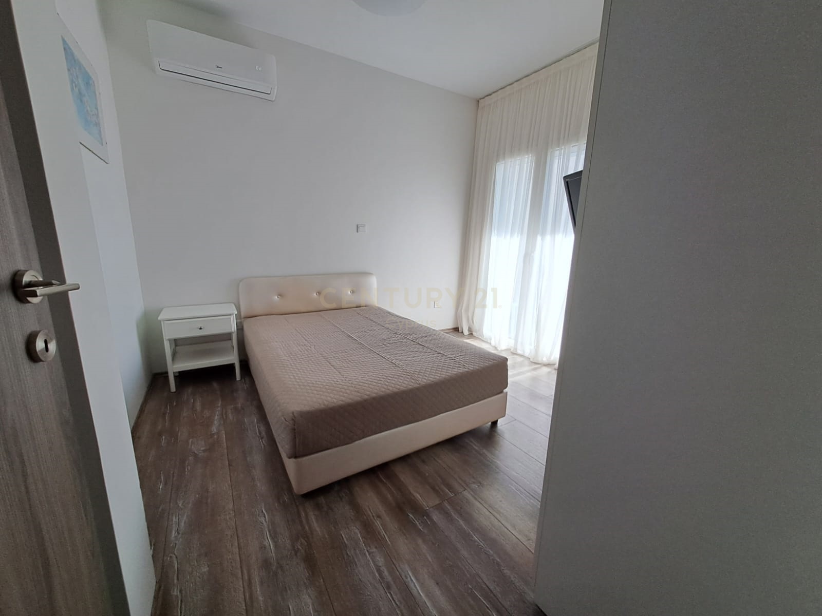 4 bedrooms Apartment in Agios Tychonas, Limassol, Cyprus No. 31816