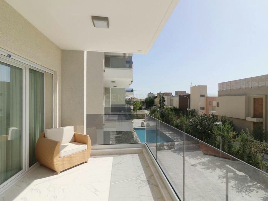 4 bedrooms Apartment in Agios Tychonas, Limassol, Cyprus No. 31816