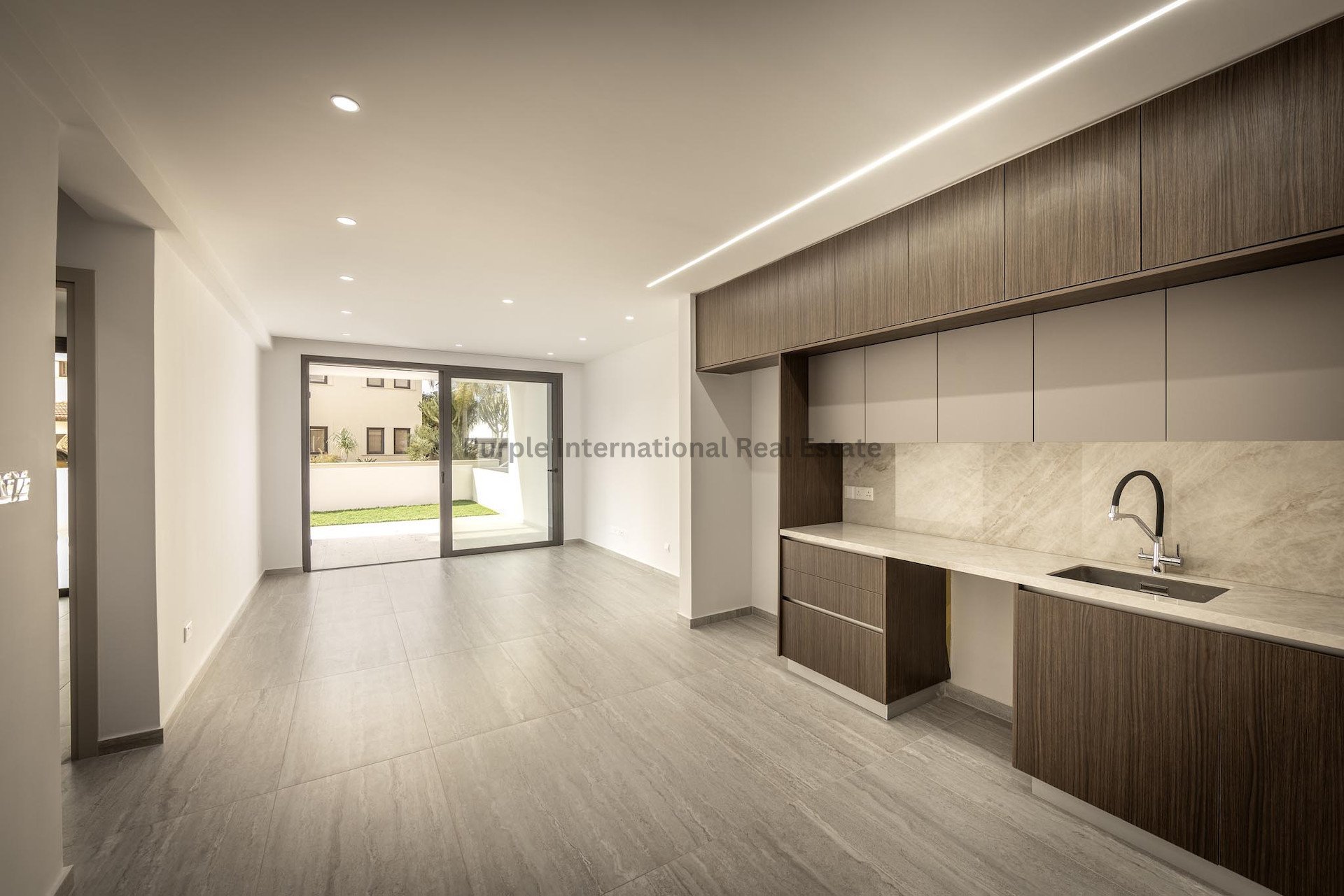 2 bedrooms Apartment in Aradippou, Larnaka, Cyprus No. 51168