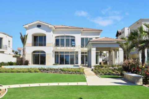 6 bedrooms Villa in Pervolia, Larnaka, Cyprus No. 53509