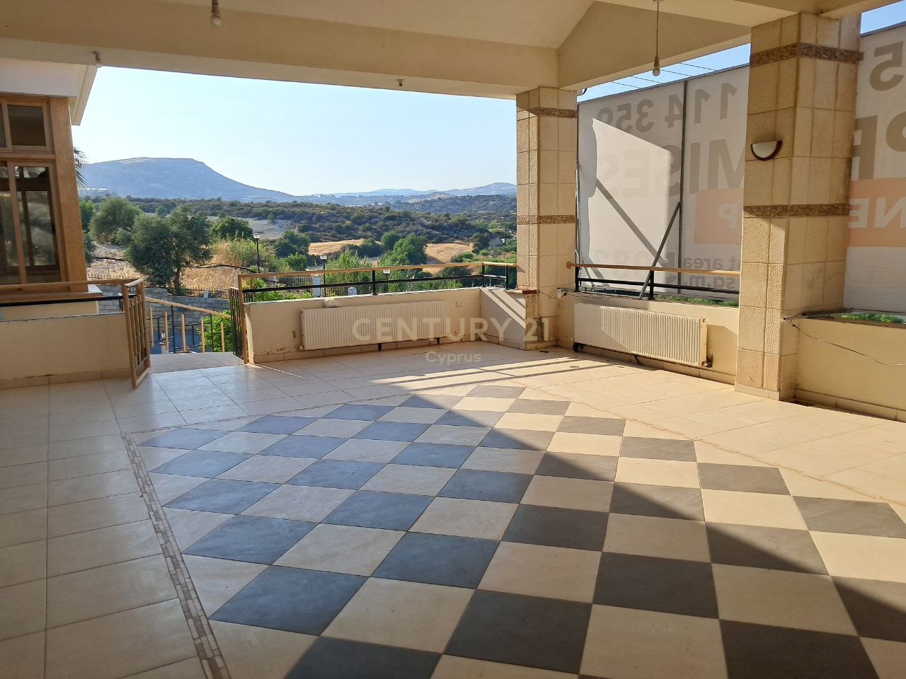 550m2 Cafetería / restaurante en Paramytha, Limassol, Chipre No. 53657