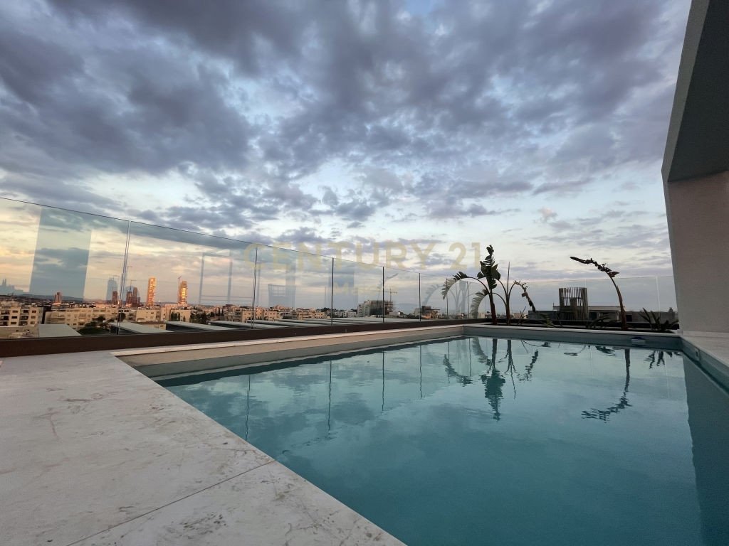 3 bedrooms Penthouse in Germasogeia, Limassol, Cyprus No. 55812