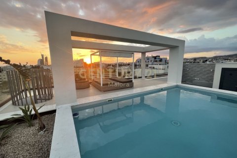 3 bedrooms Penthouse in Germasogeia, Limassol, Cyprus No. 55812