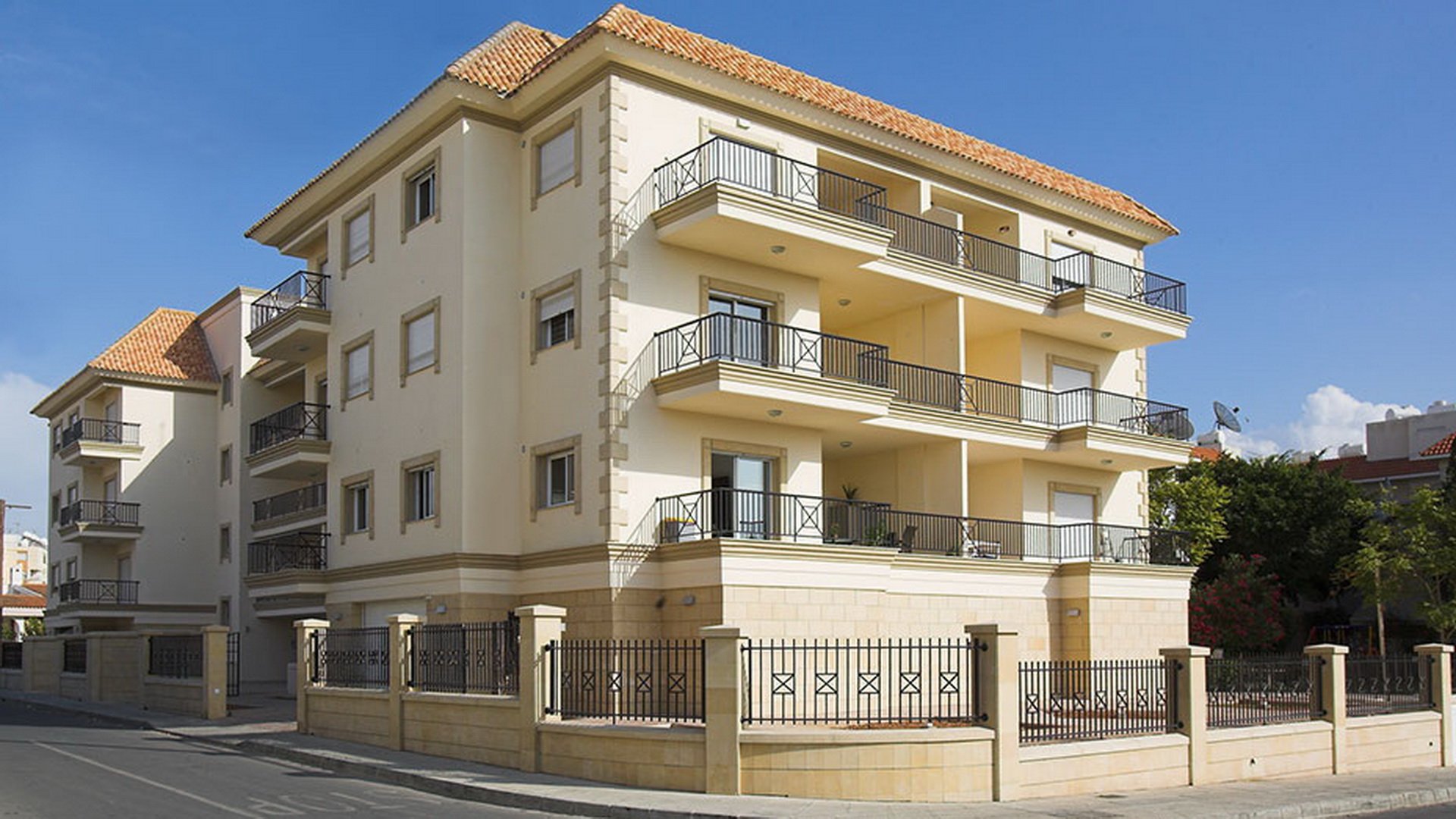 Krenia & Elita Mansions in Limassol, Cyprus No. 5716