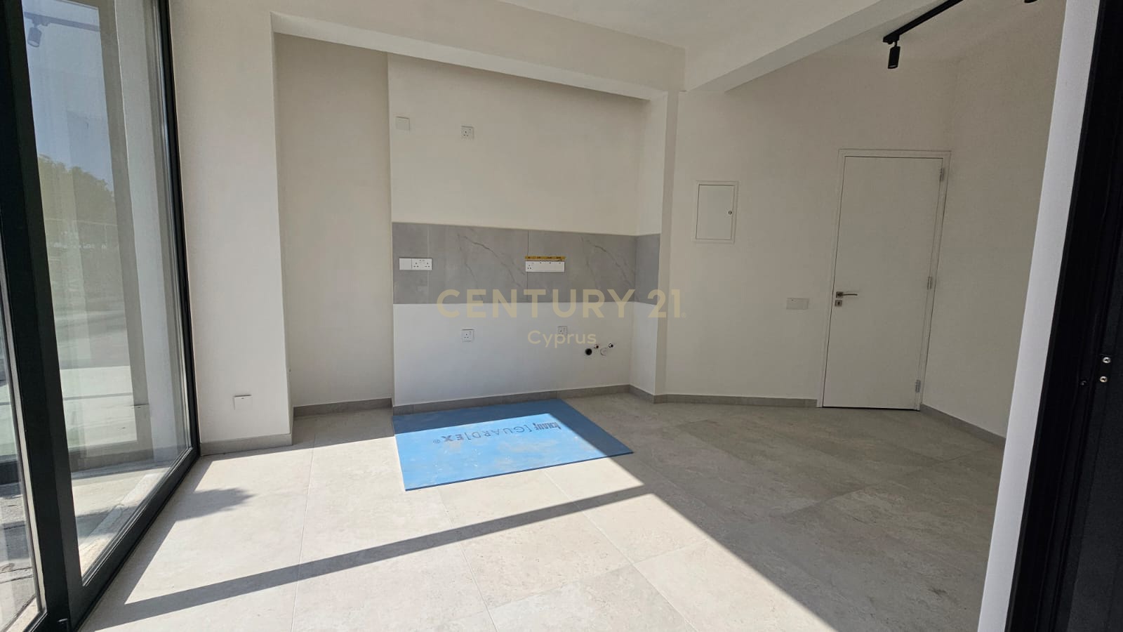 72m2 Oficina en Limassol, Chipre No. 53561