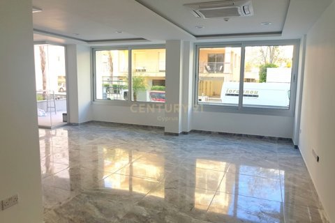 4 bedrooms Apartment in Limassol, Cyprus No. 55339