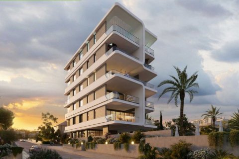 3 bedrooms Apartment in Limassol, Cyprus No. 45106