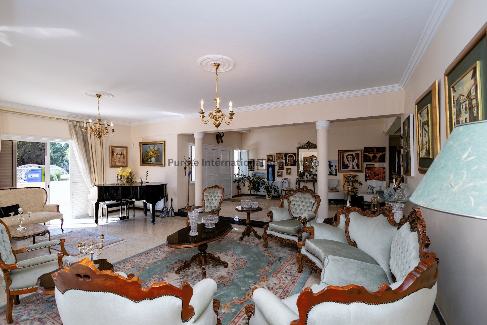 7 bedrooms Villa in Larnaca, Larnaka, Cyprus No. 35058
