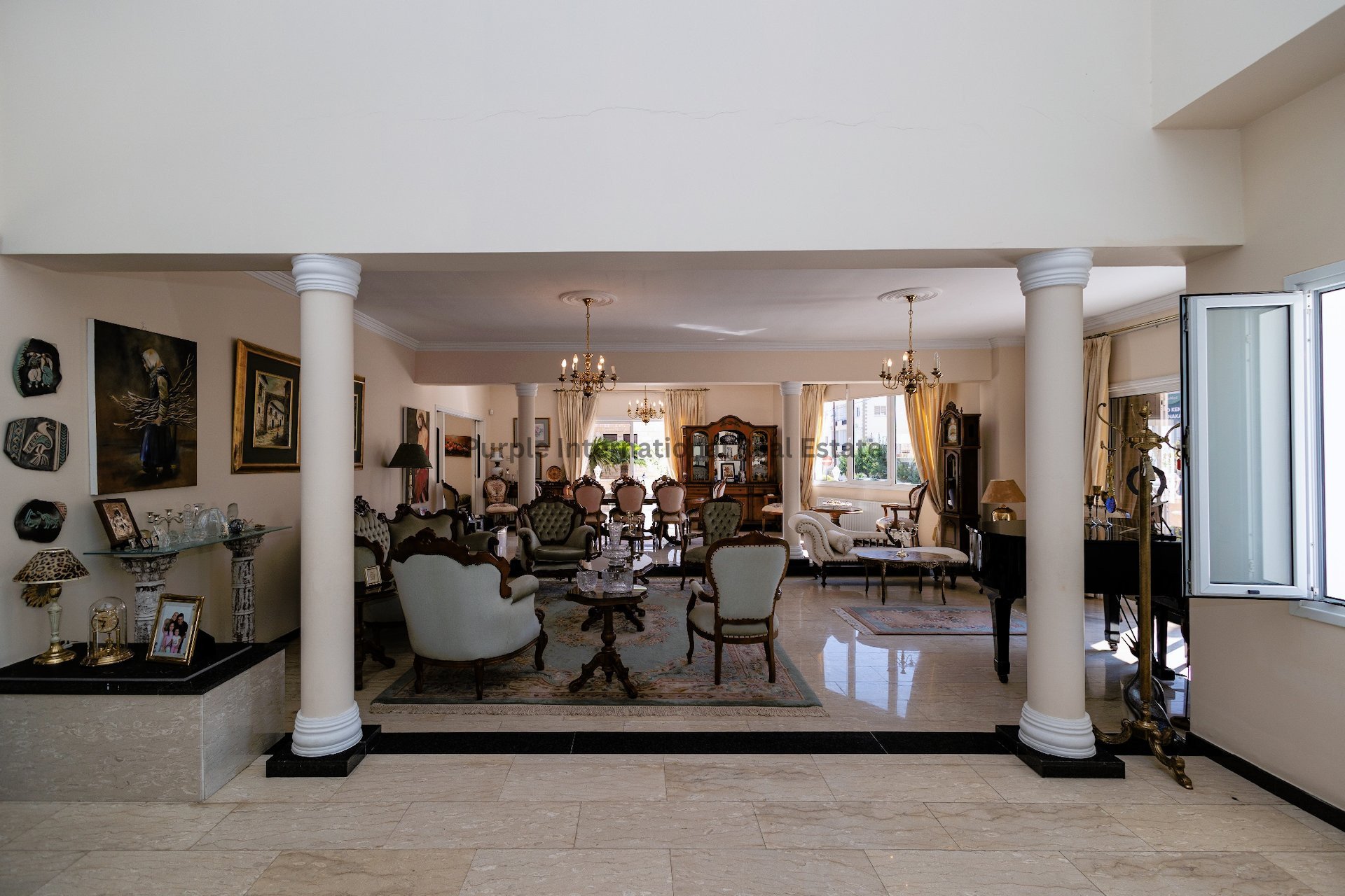 7 bedrooms Villa in Larnaca, Larnaka, Cyprus No. 35058