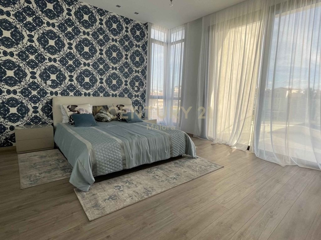 5 bedrooms Villa in Germasogeia, Limassol, Cyprus No. 55723
