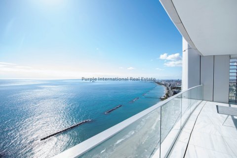 3 dormitorios Apartamento en Neapolis, Limassol, Chipre No. 8248